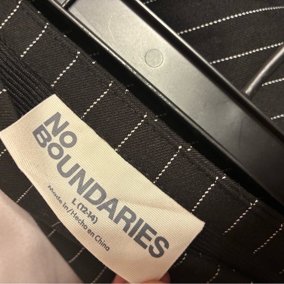 No Boundaries Black and White Pinstripe Mini Skirt - Picture 3 of 3